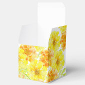 花の結婚水色は黄色オレンジ フェイバーボックス (オープン)