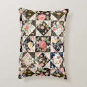 花の継ぎ目のない継ぎはぎ模様 アクセントクッション (裏面(縦))