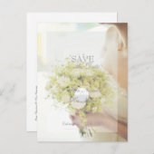 花の花束を持つ美しい結婚花嫁 案内ポストカード (正面/裏面)