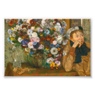 花の花瓶の横に座っている女性を消す フォトプリント