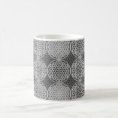 花の花 – スタンプ模様 – 灰色 コーヒーマグカップ (中央)