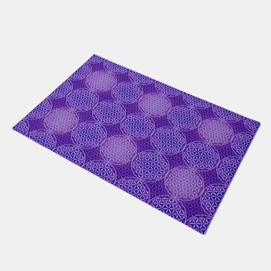 花の花 – スタンプ模様 – 紫 ドアマット (アングル)