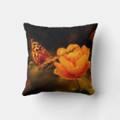 花の蝶着陸 クッション (裏面)