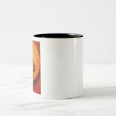 花の赤いテンジウムシ ツートーンマグカップ (中央)