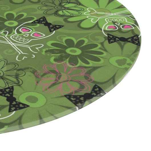 花の迷彩柄の背景のガーリーなパンクのスカル カッティングボード (角)