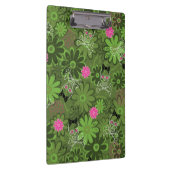 花の迷彩柄の背景のガーリーなパンクのスカル クリップボード (右)