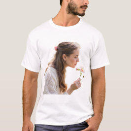 花の香りを嗅ぐ Tシャツ
