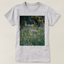 花のTシャツ (grokによって作成された画像)