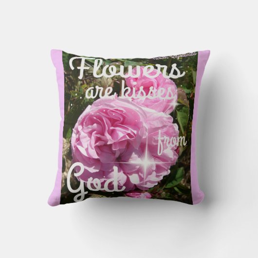 花は神のノートのキス感動的である クッション (裏面)
