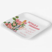 花びらとプロセッコボトルとバラブライダルシャワー ペーパープレート (傾斜あり)