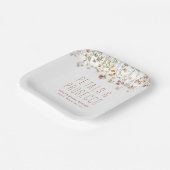 花びらとプロセッコワイルドフラワーブライダルシャワー ペーパープレート (傾斜あり)