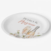 花びらとプロセッコ赤面ピンクブライダルシャワー ペーパープレート (アングル)