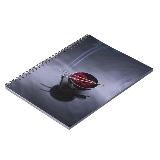 花びらのボールの上の非常に熱い香 ノートブック (左側)