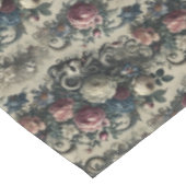 花びらの装飾 – ゴシック様式の中柄 テーブルクロス (アングル)