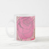 花や植物が咲くピンクのバラ模様 フロストグラスマグカップ (左)