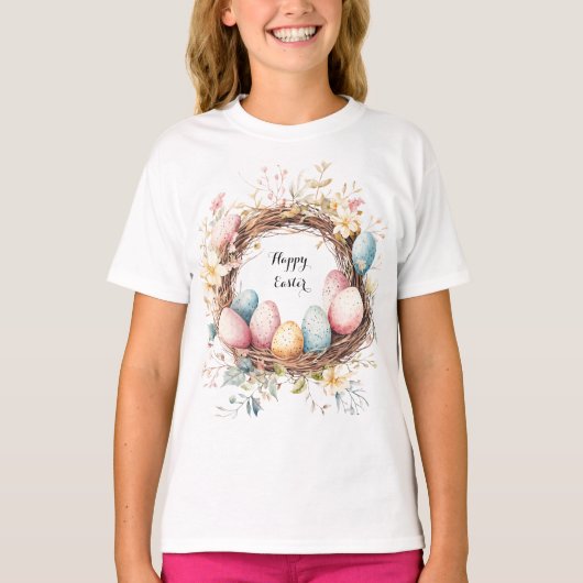 花や葉っぱと共に飾られたカラフルなイースターエッグのリース Tシャツ (正面)