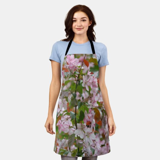 花りんご木の繊細な枝 エプロン (着用した状態)