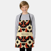 花ろうけつ染め赤い花柄 エプロン (着用した状態)