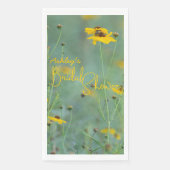 花をモチーフにしたシンプルなイエローのウェディングシャワーナプキン (正面)