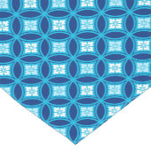 花をモチーフにした七宝、深いインディゴブルー  ショートテーブルランナー (コーナー)