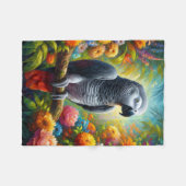 花を持つアフリカの灰色のカラフルオウム フリースブランケット (正面(横))