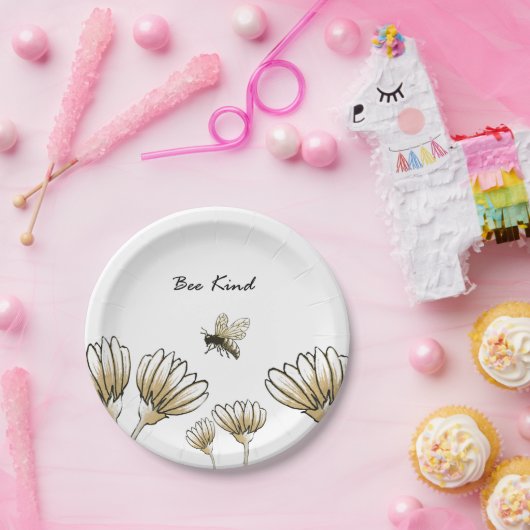 花を持つハチのようなのまわりに ペーパープレート (パーティー)