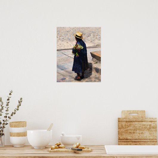 花を持つペルー人女性 ポスター (キッチン)