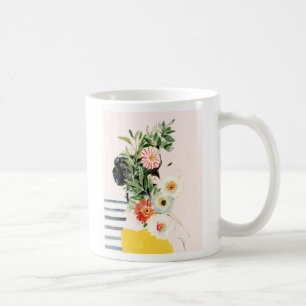 花を持つ女性 コーヒーマグカップ