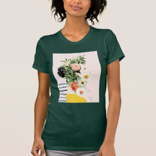 花を持つ女性 Tシャツ