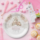 花を添えたエレガントなティーパーティーのウェディングスタイル ペーパープレート (パーティー)