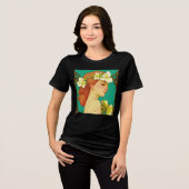 花を髪に入れたケルトの女性 トライブレンドＴシャツ (正面全面)
