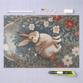 花エレガントと花で囲まれた離れうさぎ 薄葉紙 (クラフト)