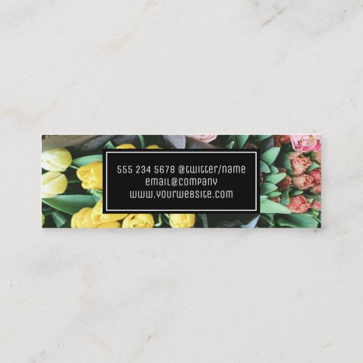 花エレガント束 | フローリストケータリング スキニー名刺 (裏面)