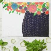 花カラフルが黒いボホの花瓶で花束 キッチンタオル (折り畳み)