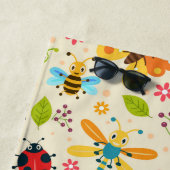 花カラフルや花が咲く漫画離れ虫 ビーチタオル (インサイチュ)