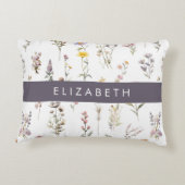 花カラフル花、野の花、緑、あなたの名前 アクセントクッション (裏面)