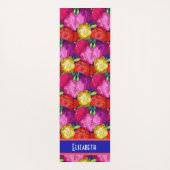 花パステル色彩の鮮やかバラ、パーソナライズw名前 ヨガマット (裏面)
