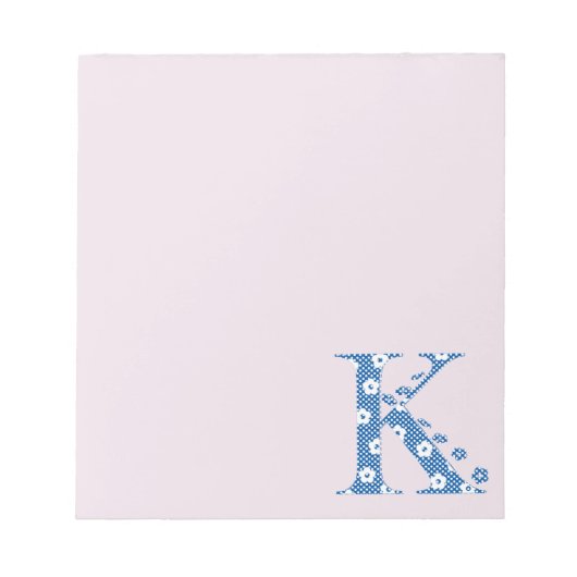 花パターン文字K（青） ノートパッド (正面)