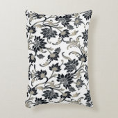 花パターン黒+タン アクセントクッション (正面(垂直))