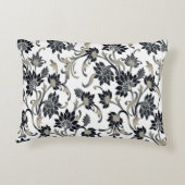 花パターン黒+タン アクセントクッション (裏面)