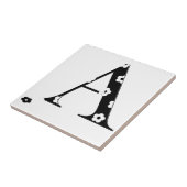 花パターン(の模様が)ある文字A タイル (側面)