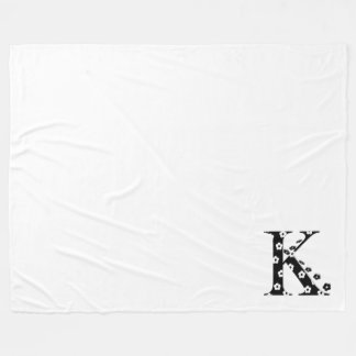 花パターン(の模様が)ある文字K フリースブランケット