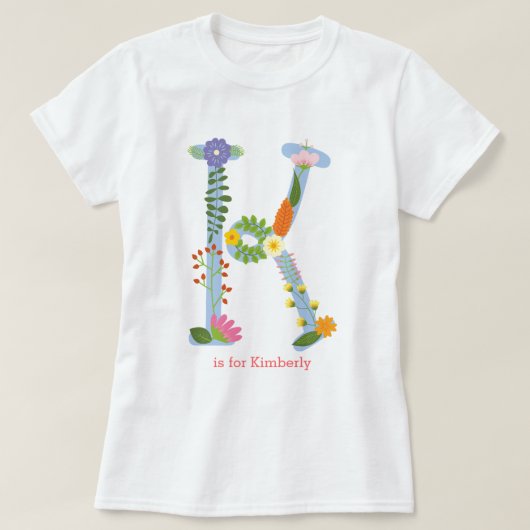 花パーソナライズされたお洒落モノグラム(K) Tシャツ (デザイン正面)