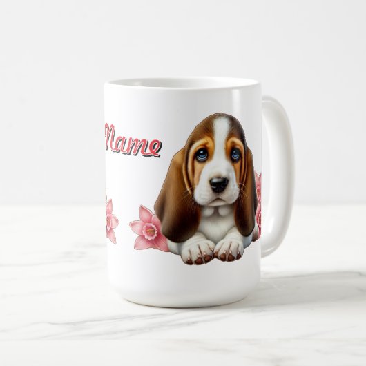 花パーソナライズされた付きバセット犬の子犬 コーヒーマグカップ (正面右)