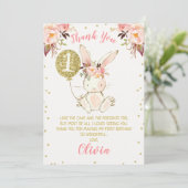 花ピンクゴールドうさぎ1歳の誕生日感謝カード 招待状 (スタンド正面)