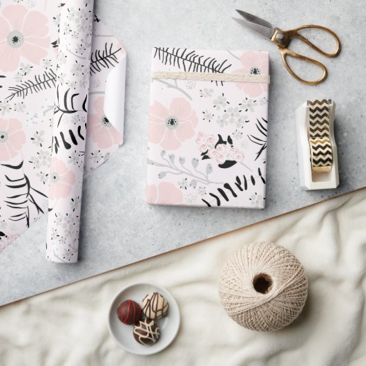 花ピンク黒の植物模様 ラッピングペーパー (クラフト)