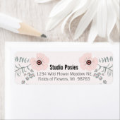 花ピンク黒の植物模様 ラベル (インサイチュ)