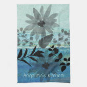 花モダンが夢のような青い背景 キッチンタオル (縦)
