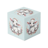 花冠をかぶったかわいい羊のイラスト フォトキューブ (裏面アングル)