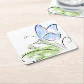 花分野上の草に坐っている蝶 スクエアペーパーコースター (アングル)